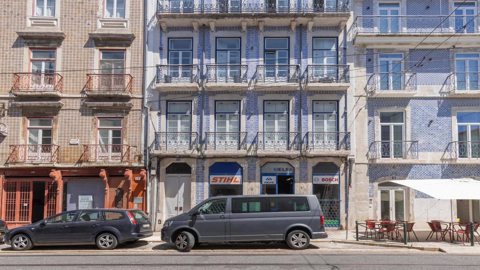 Charming 3Bdr Duplex In City Center By Lovelystay Лиссабон Экстерьер фото
